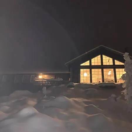 Dom wakacyjny In Beautiful Sjusjoen, Near Lillehammer Sjusjøen