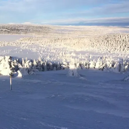 펜션 In Beautiful Sjusjoen, Near Lillehammer *