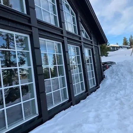 Dom wakacyjny In Beautiful Sjusjoen, Near Lillehammer