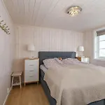 In Beautiful Sjusjoen, Near Lillehammer Ferienhaus *